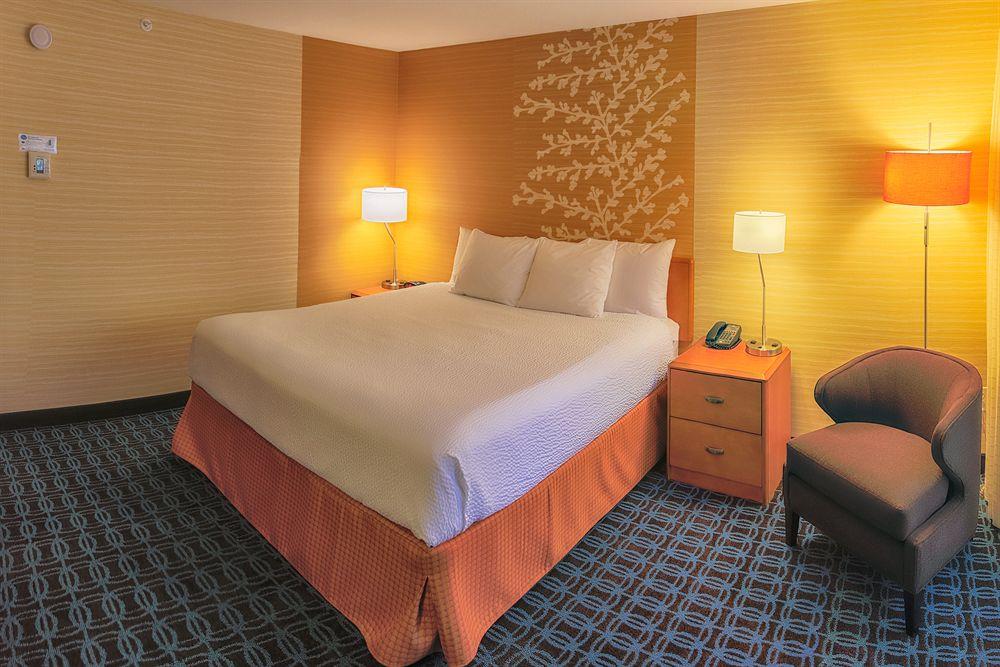 Fairfield Inn And Suites By Marriott San Jose Airport São José Exterior foto