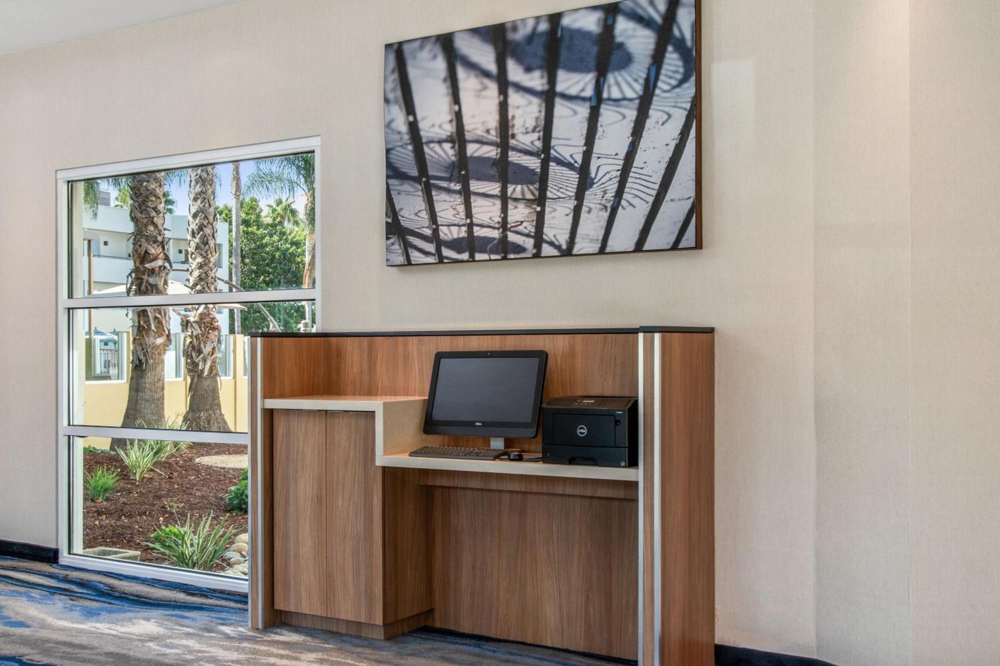 Fairfield Inn And Suites By Marriott San Jose Airport São José Exterior foto