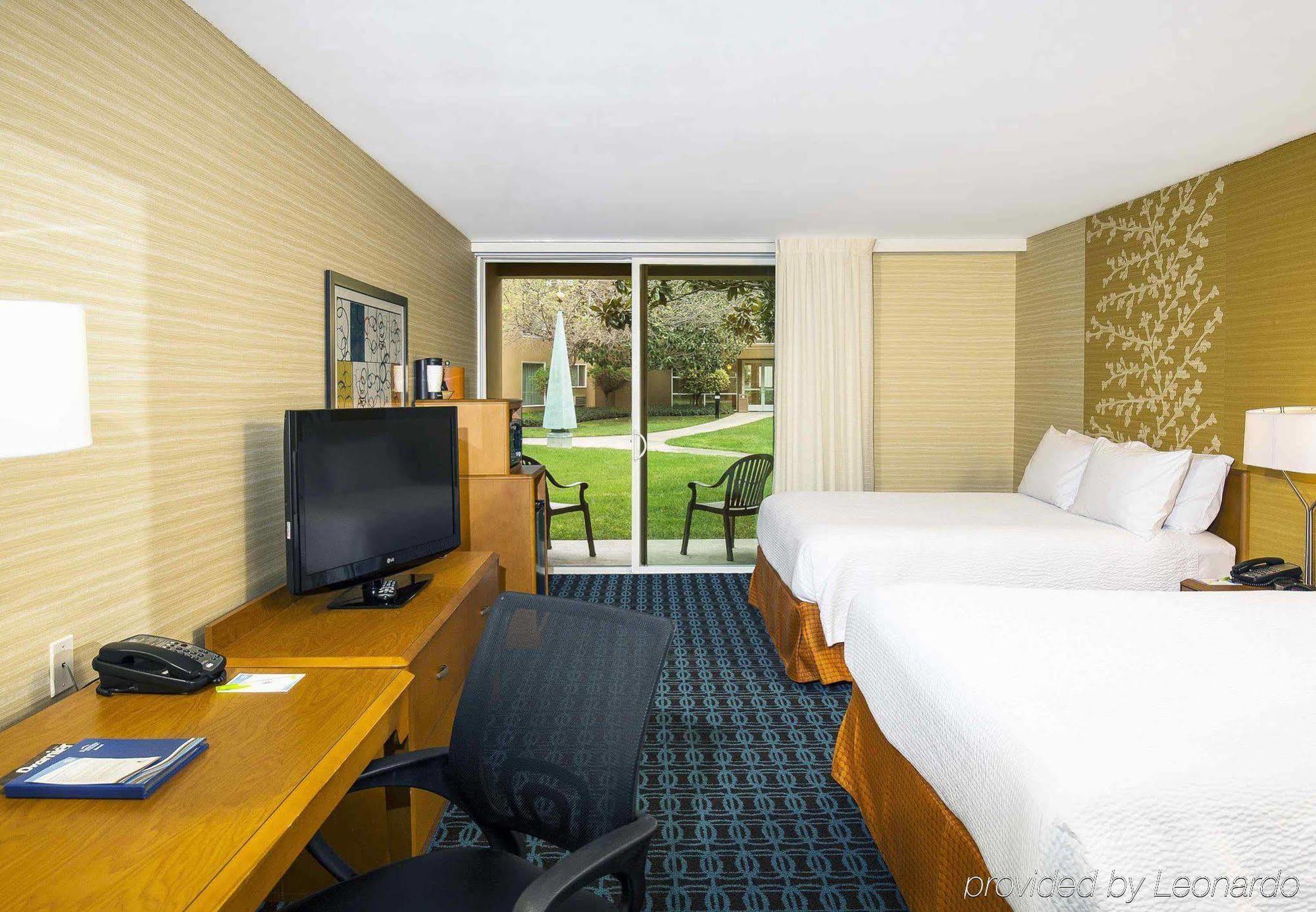 Fairfield Inn And Suites By Marriott San Jose Airport São José Exterior foto