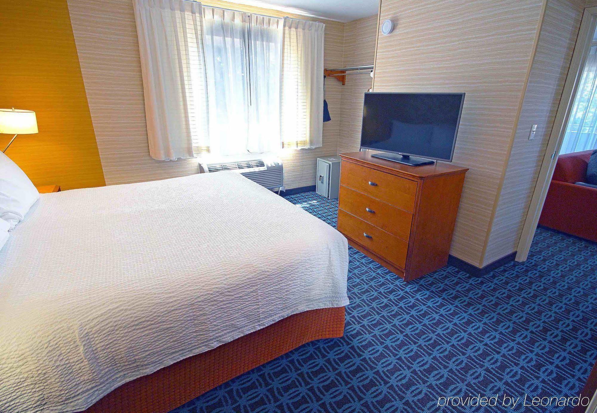 Fairfield Inn And Suites By Marriott San Jose Airport São José Exterior foto