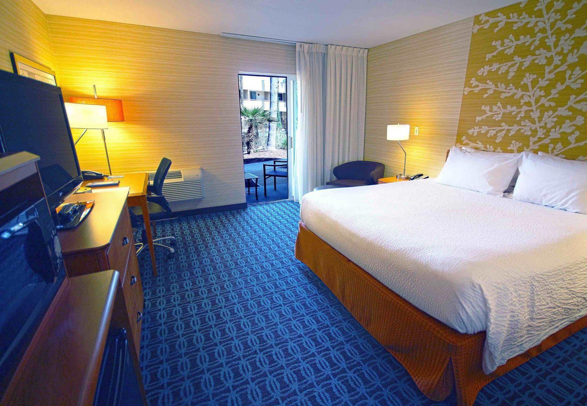 Fairfield Inn And Suites By Marriott San Jose Airport São José Exterior foto
