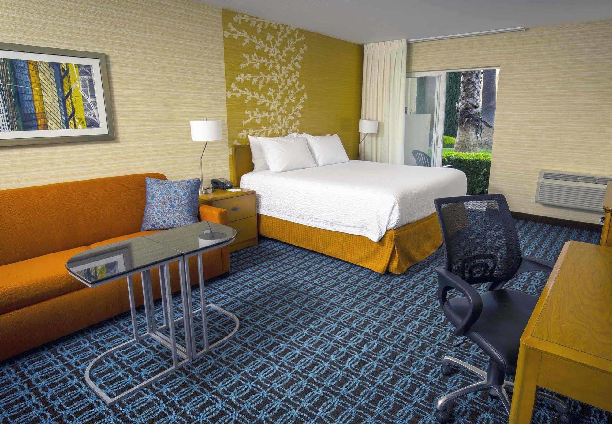 Fairfield Inn And Suites By Marriott San Jose Airport São José Exterior foto